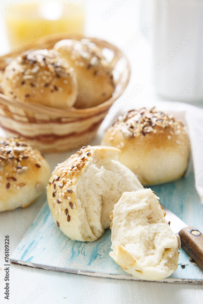 Breakfast buns with seeds
