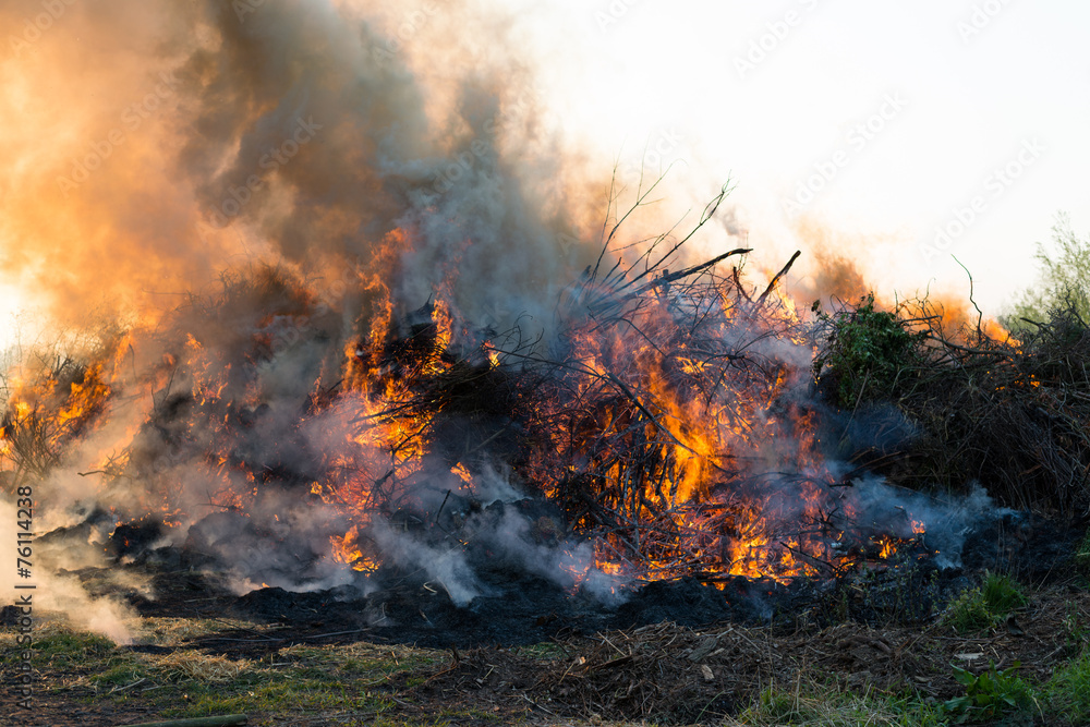 Fototapeta premium Osterfeuer