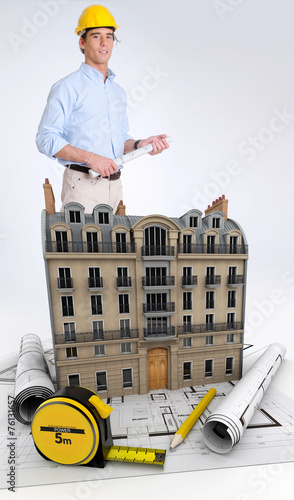 Architect on building renov...