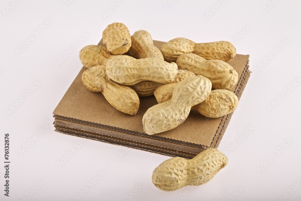 Foto Stock spagnolette arachidi noccioline americane | Adobe Stock