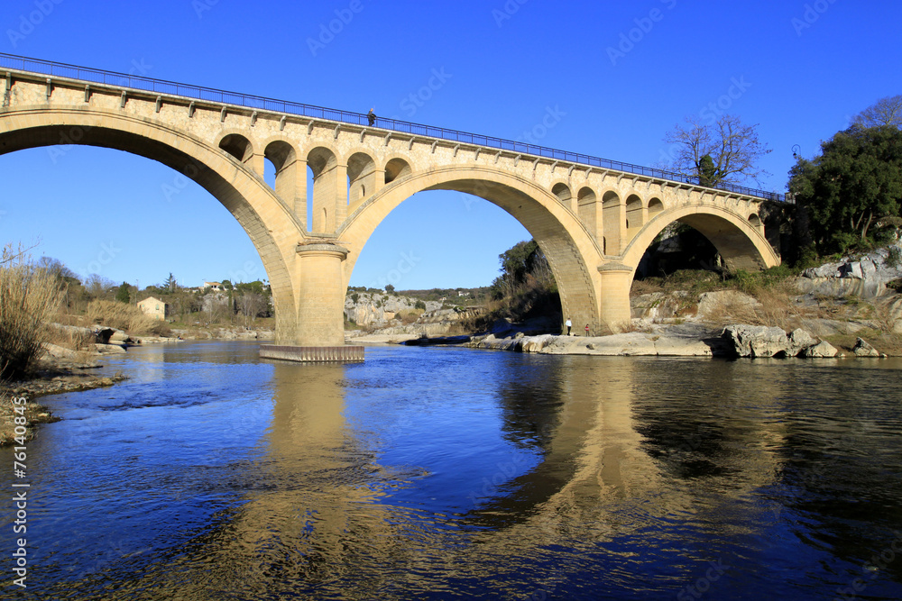 le pont de Collias