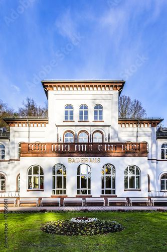 Kurhaus with scenic park in Bad Soden © travelview