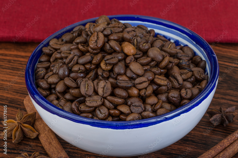 Fototapeta premium Roasted coffee beans