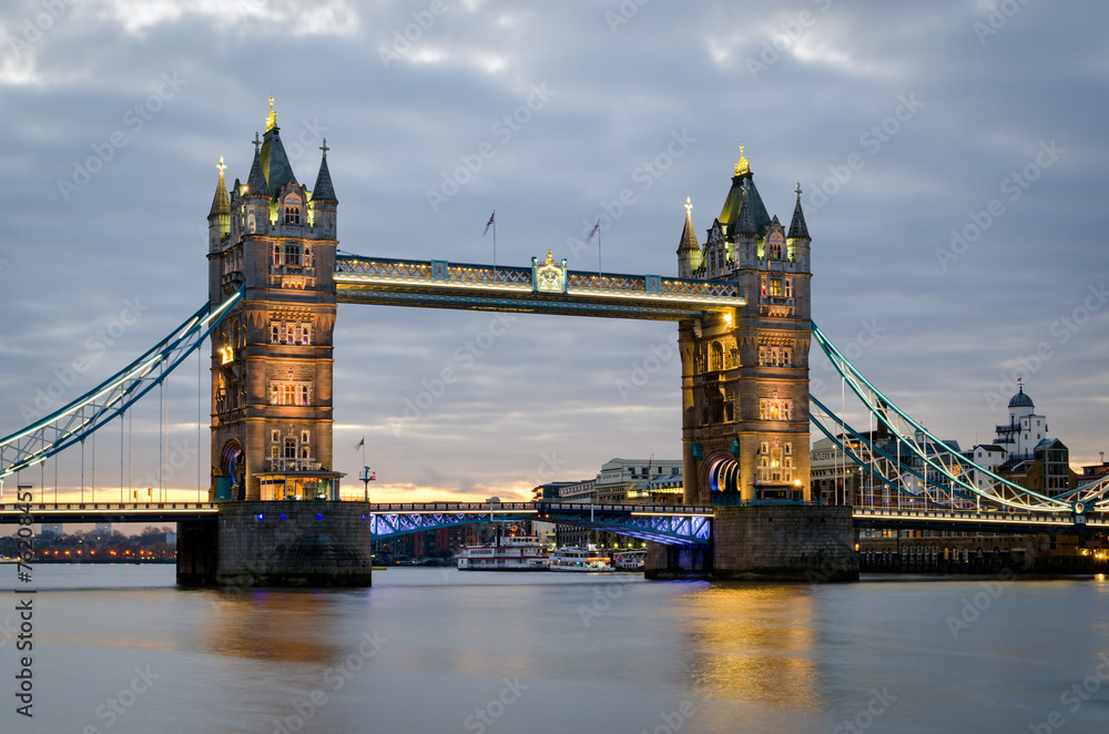 Fototapeta premium London, Tower Bridge (ultra sharp)