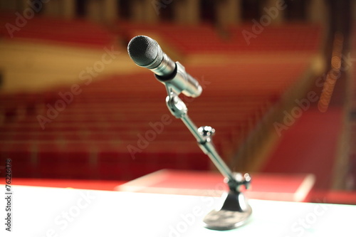 Microphone