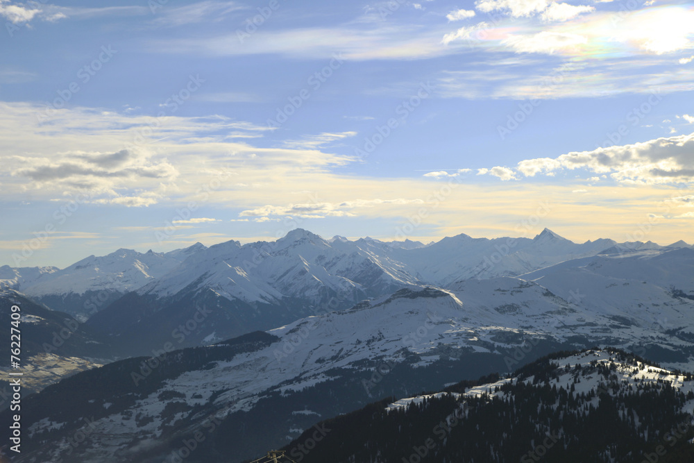 Bergpanorama der Alpen im Winter