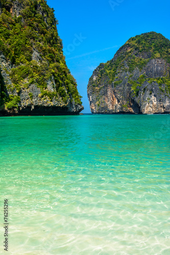 Paradise in Maya Bay, Thailand © davidionut