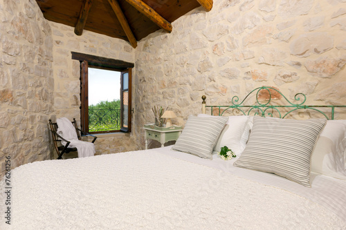 Wallpaper Mural luxury traditional bedroom Torontodigital.ca