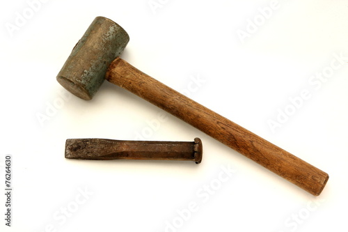 hammer and chisel photo
