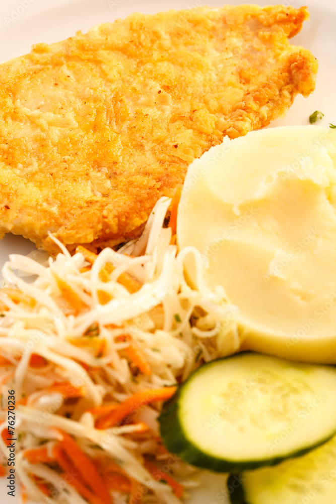 schnitzel with mashed potatoes