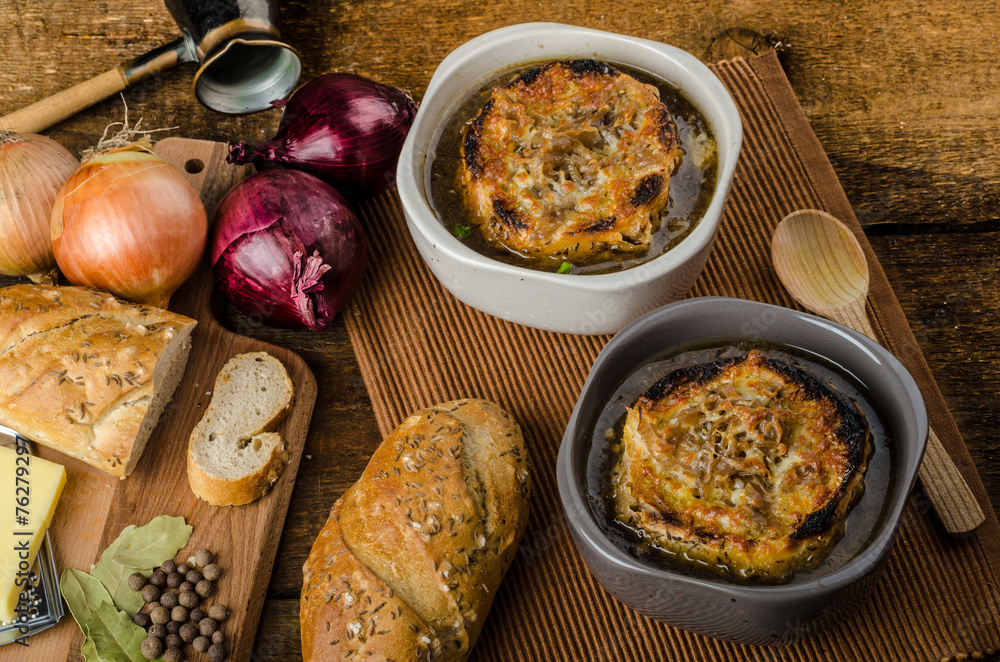 French onion soup with baked toast