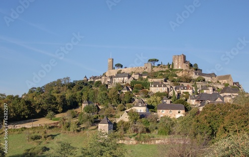 chateau en perigord