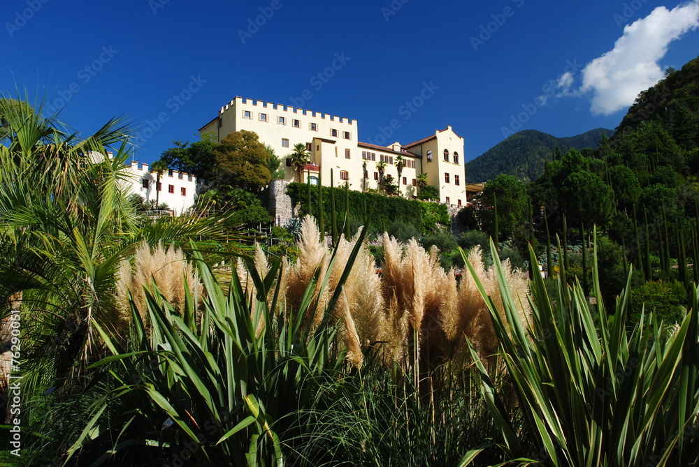 Schloss Trautmannsdorff bei Meran