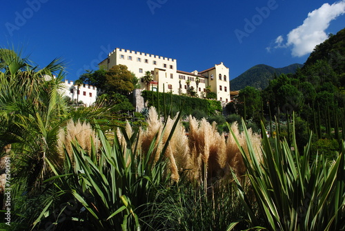 Obraz na płótnie Schloss Trautmannsdorff bei Meran w salonie