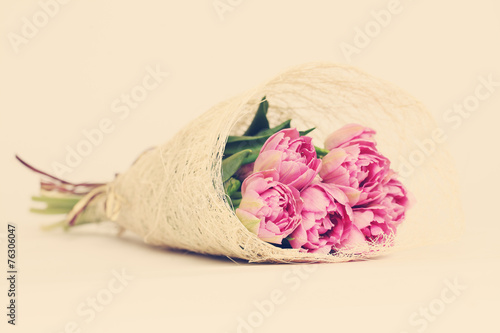 Fototapeta Naklejka Na Ścianę i Meble -  Pink tulip flowers spring background