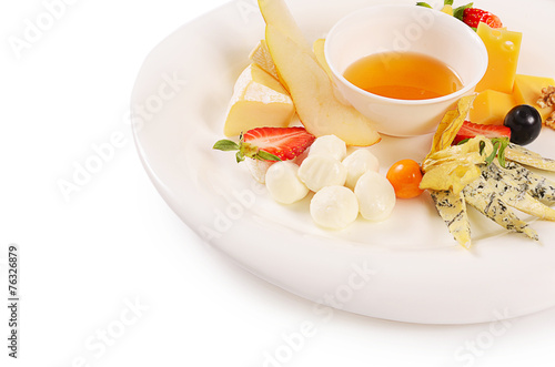 Assorted cheese with honey