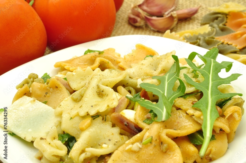 Mediterraner Nudelsalat Mediterraner Nudelsalat