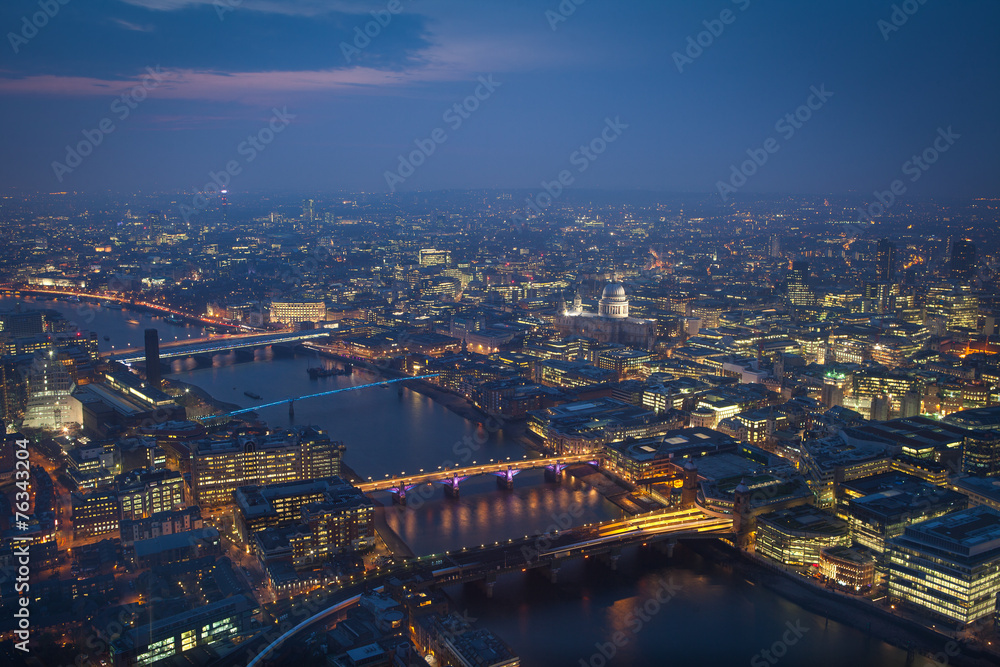 Naklejka premium Top view Millennium bridge and St. Paul's cathedral, London Engl