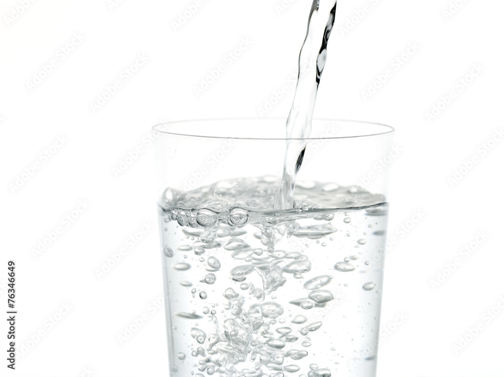 水 水