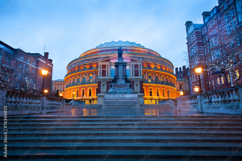 Fototapeta premium Royal Albert Hall, Opera Theatre w Londynie, Anglii, Wielkiej Brytanii.