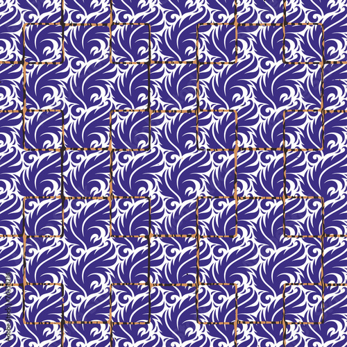 Patterned frame of curls
