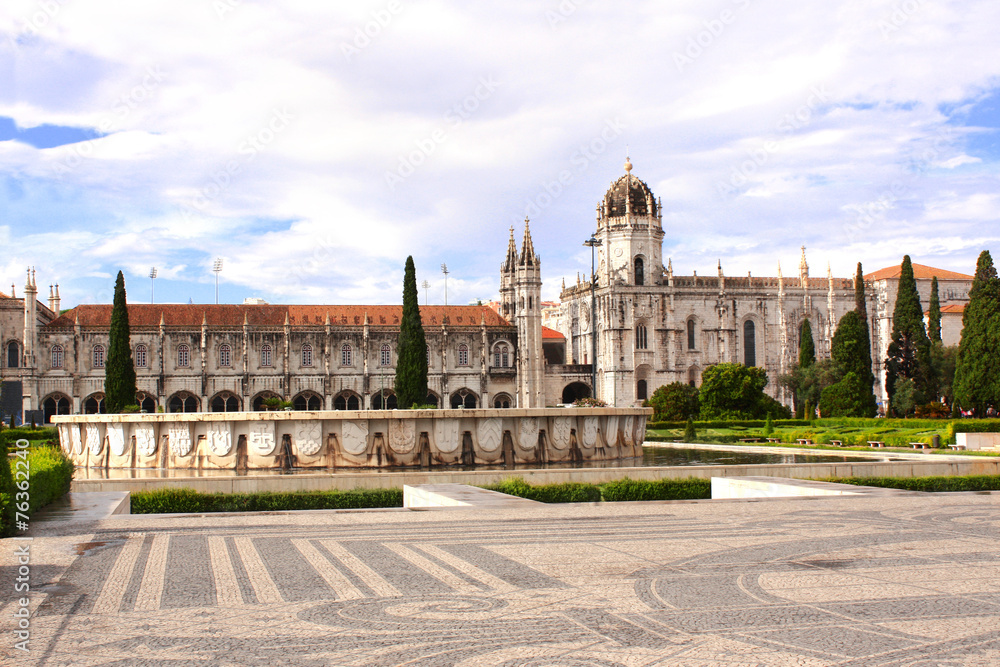 Fototapeta premium Monastery of the Hieronymites, Lisbon, Portugal
