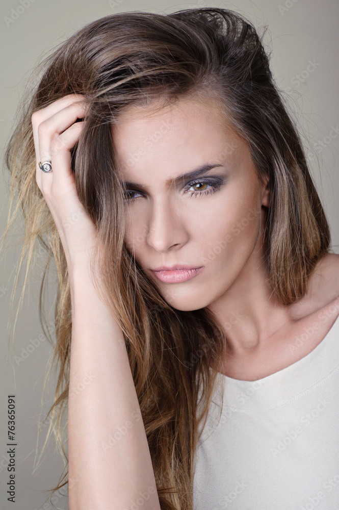 Fototapeta premium vogue style portrait of beautiful delicate woman