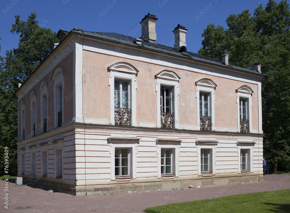 Oranienbaum (Lomonosov).Palace of the emperor Pyotr III..
