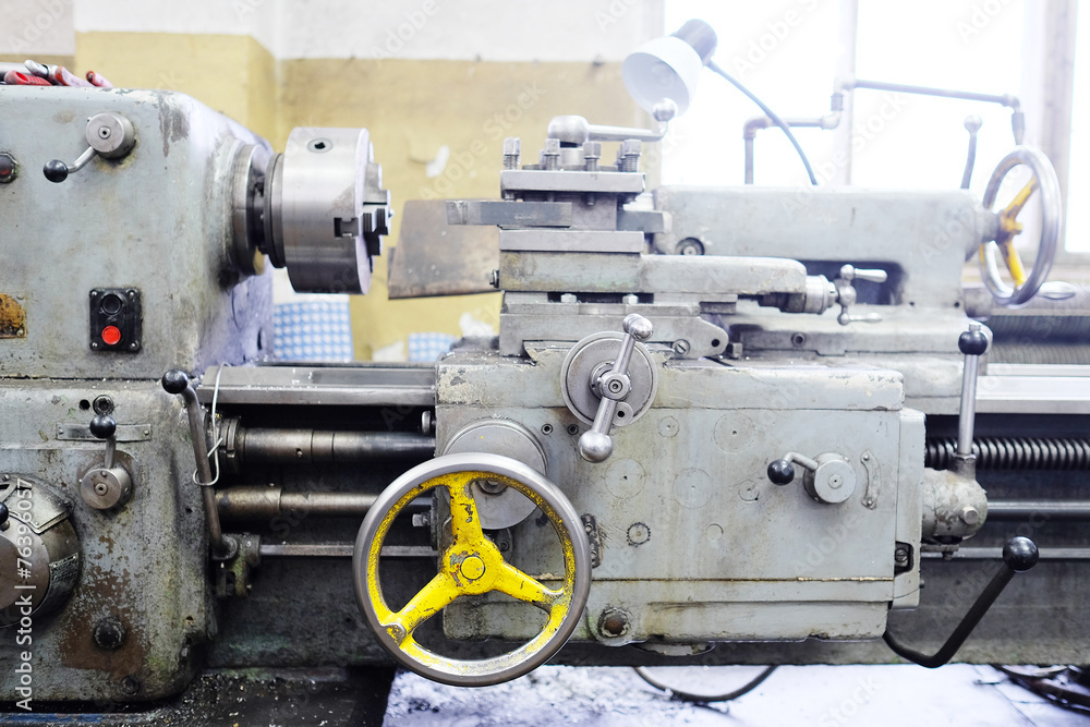 image lathe machine in a workshop