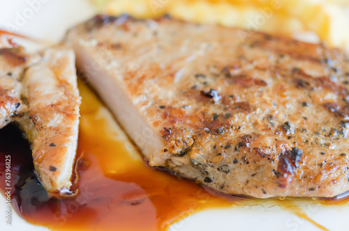 Wallpaper Mural pork steak Torontodigital.ca