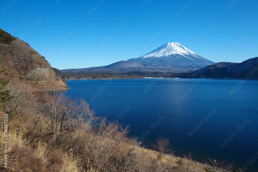 Mountain fuji and Motosu lake in winter season