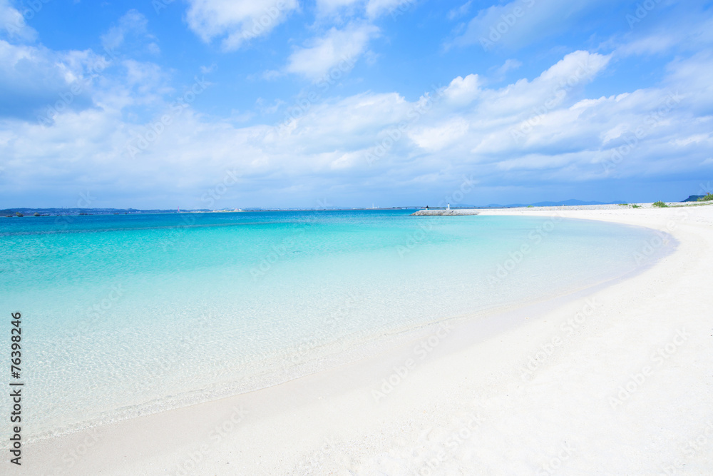 沖縄のビーチ・浜ふるさと海岸