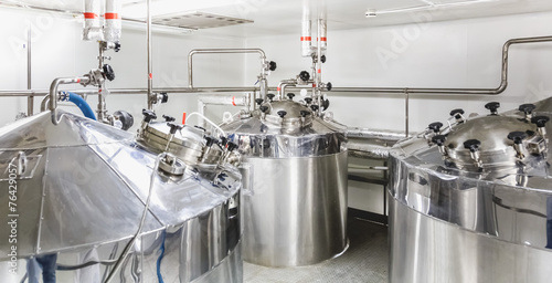 Water boiler or tank