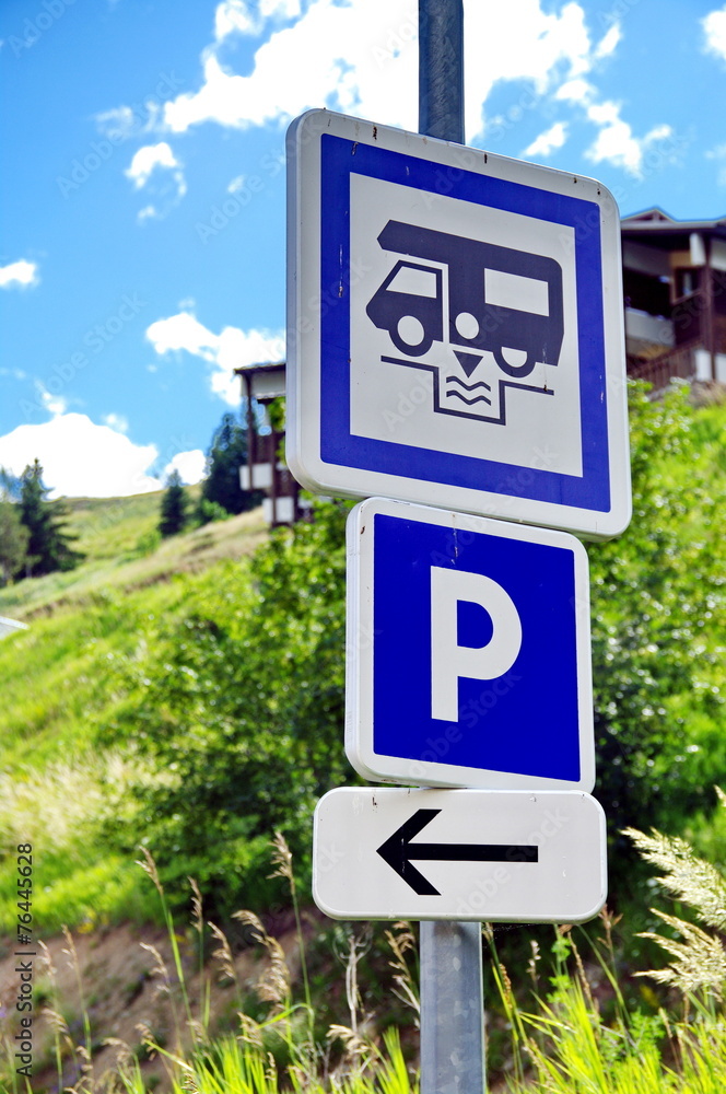 Foto de aire de camping -car do Stock | Adobe Stock