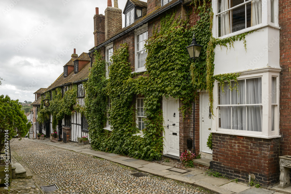 cottages, vine and cobble, Rye
