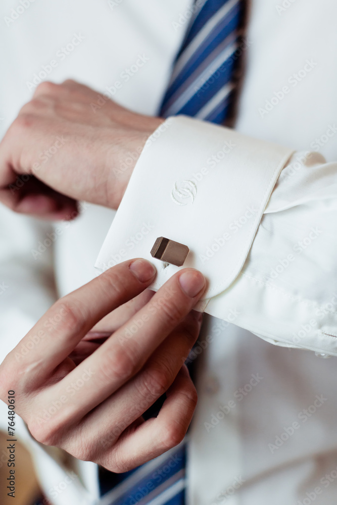 men wear a shirt and cufflinks men wear a shirt and cufflinks