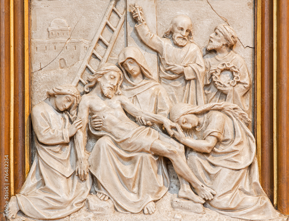 Vienna - Jesus is taken down from the cross relief