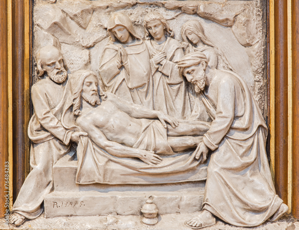 Vienna - The Burial of Jesus relief  in Sacre Coeur church