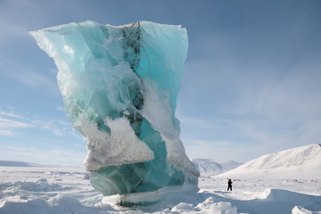Papier peint photo Arctique Glacier imposant du Spitzberg arctique  © Hans-Joachim Eggert