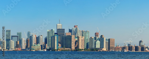 Toronto skyline in the day © rabbit75_fot