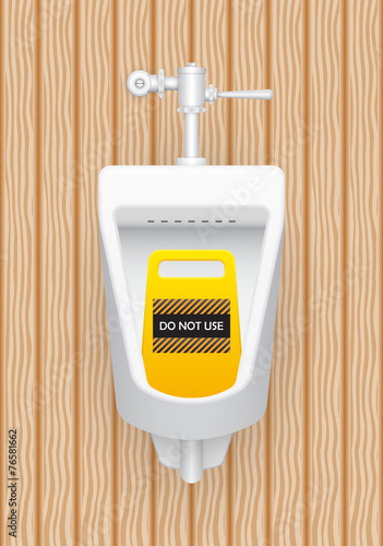 Urinal