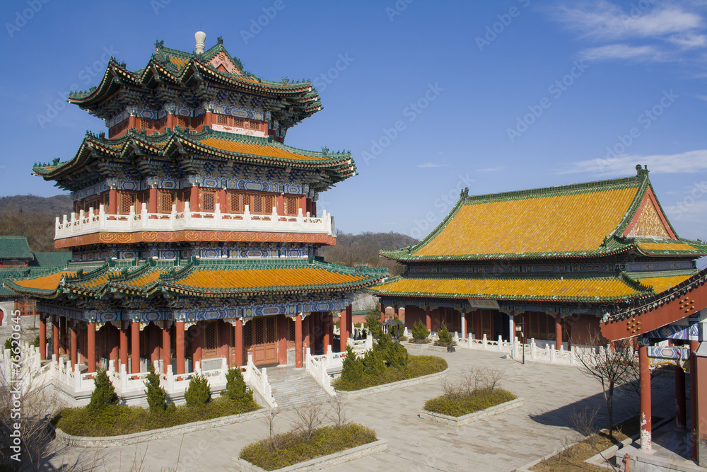 Fototapeta premium Buddhist temple at the Heavenly Mountain. Zhangjiajie. China.
