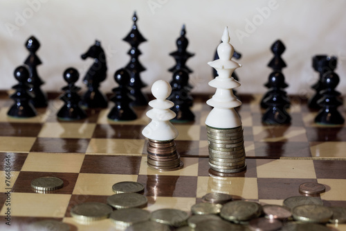Schachspiel mit dem Euro - Geldspiele/ Schachmatt