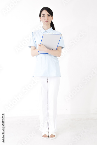 コピースペース 女性看護士 © Ni_photo