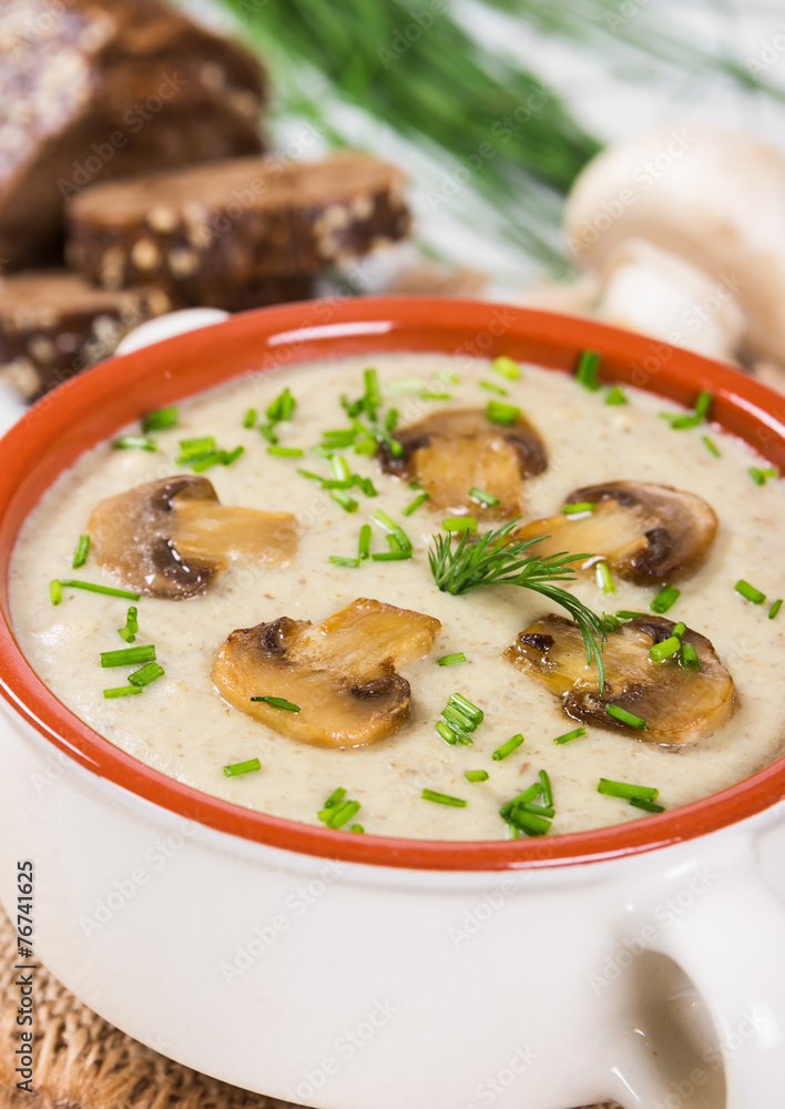 Cream soup with mushrooms Cream soup with mushrooms