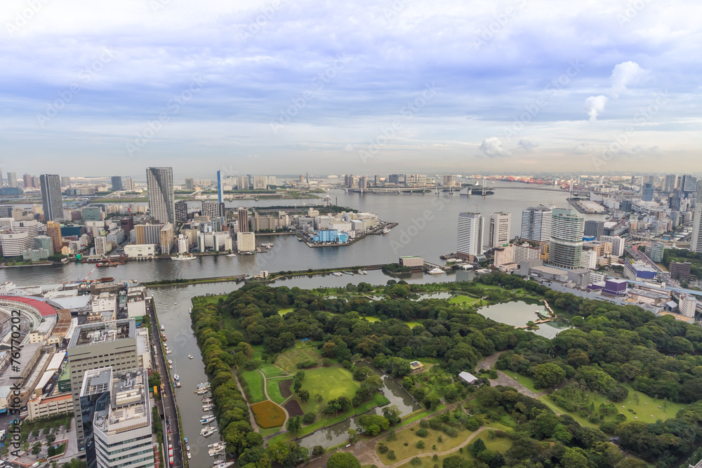Obraz premium Japonia nad Tokyo Shiba Park Hamarikyu