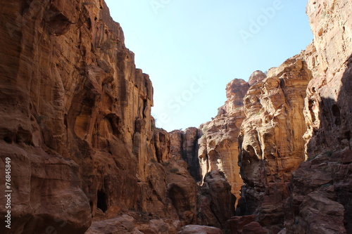 Скалы каньона Сик