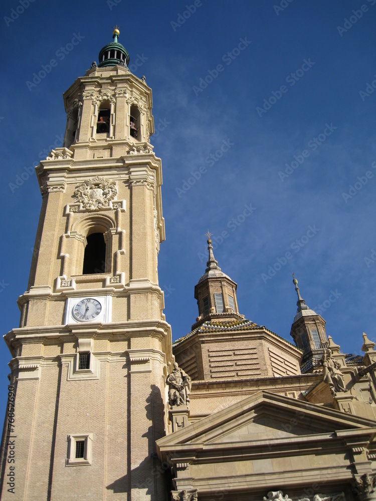 Obraz premium basilica de nuestra saenora del pilar