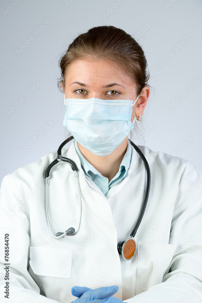 doctor wearing mask