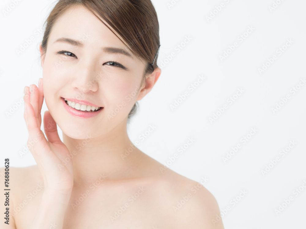 スキンケア・若い女性 スキンケア・若い女性